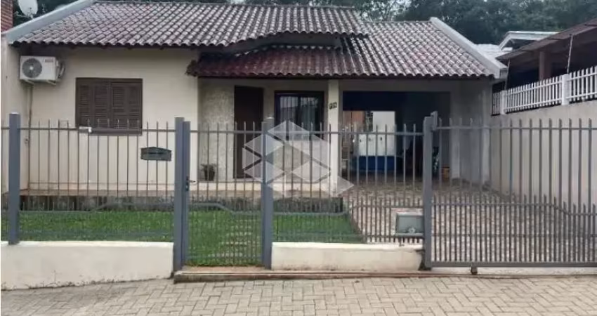 Casa com 2 quartos à venda na Vinte e Cinco de Julho, 66, Esmeralda, Santa Cruz do Sul