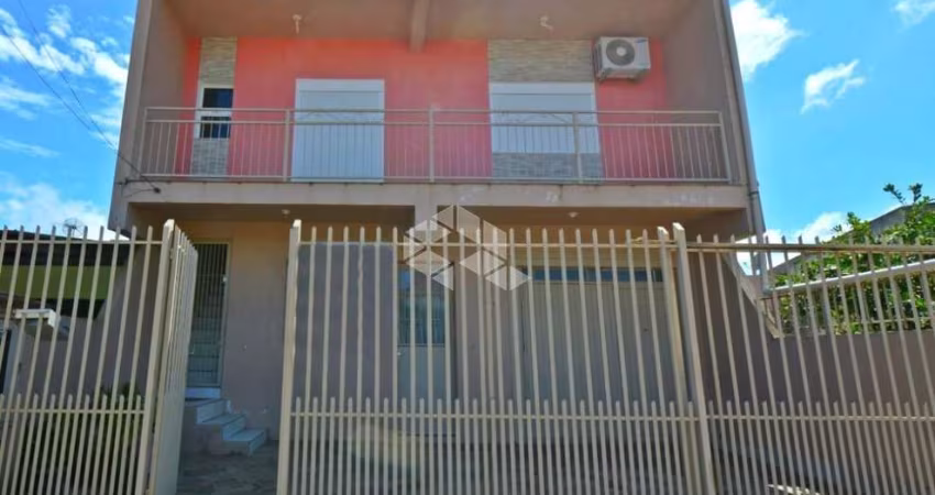 CASA À VENDA EM SANTA MARIA.