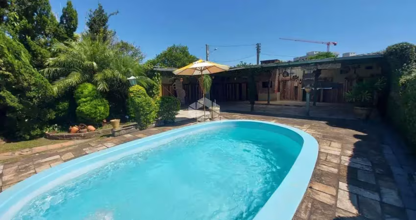 Casa com 3 quartos à venda na Congonhas, 264, Camobi, Santa Maria