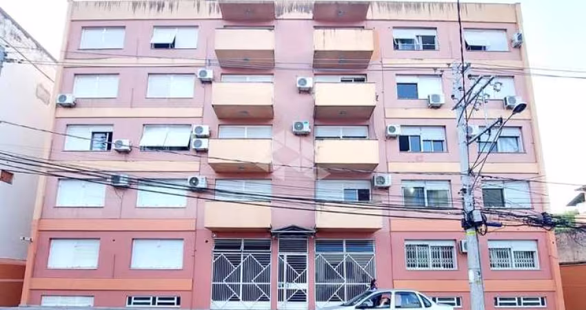 APARTAMENTO À VENDA NO CENTRO DE SANTA MARIA.