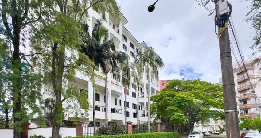 Apartamento com 4 quartos à venda na Vinte de Setembro, 140, Centro, Santa Maria