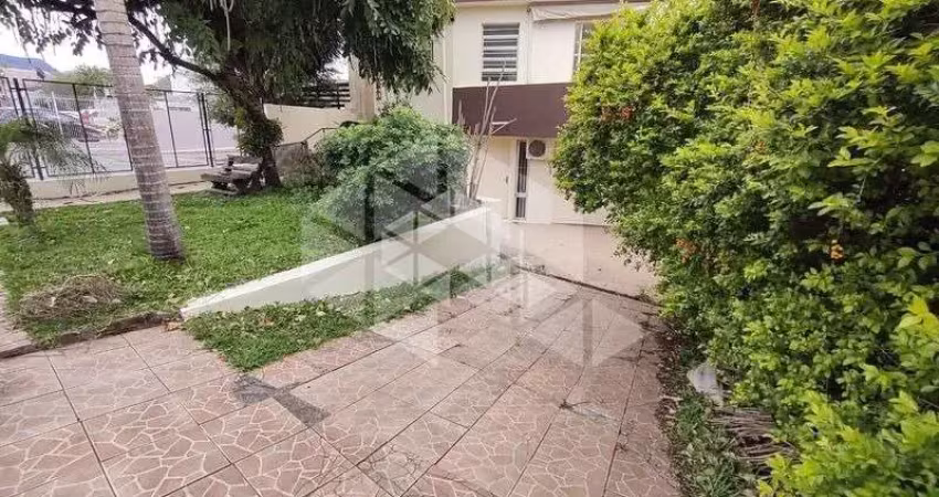 Casa com 2 quartos à venda na Assis Brasil, 147, Itararé, Santa Maria
