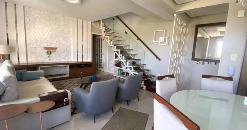 Cobertura espetacular com 3 quartos, suíte, piscina e vista panorâmica!