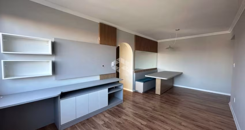 Apartamento com 75 m² e 2 quartos à venda no bairro Cristal