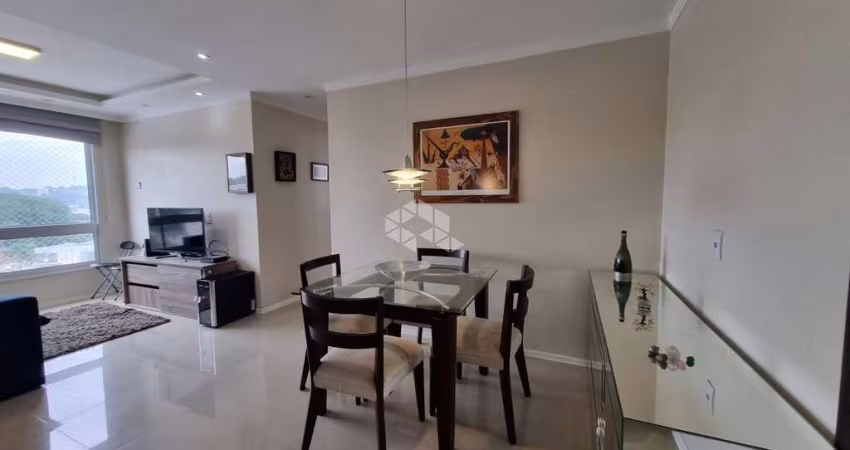 Apartamento com 70m² e 3 quartos à venda no bairro Partenon