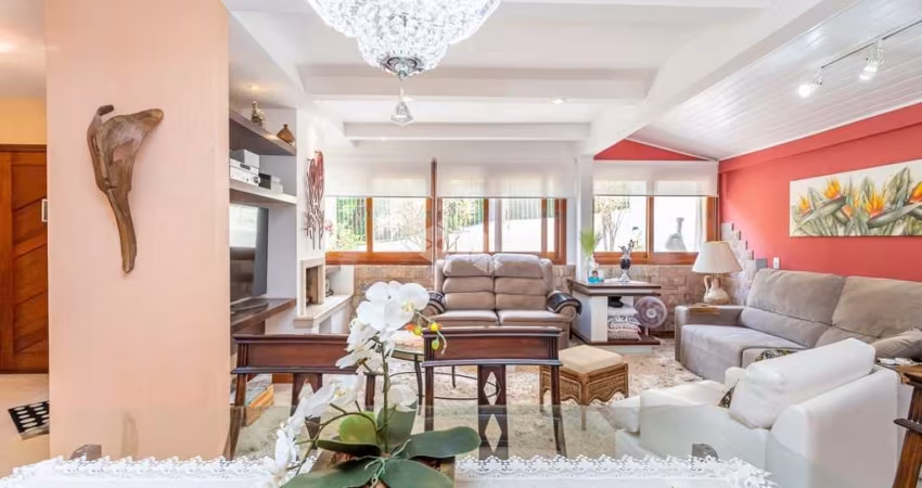 Casa com 207m² e 3 quartos à venda no bairro Teresópolis
