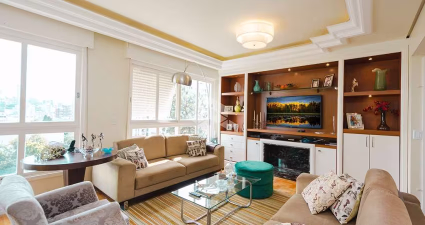 Apartamento com 113m² e 3 quartos à venda no bairro Petrópolis.