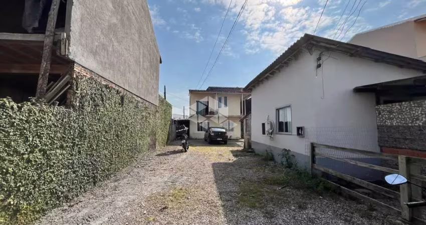 Terreno no bairro forquilhinha, em são josé, sc, medindo 340m² de área total.