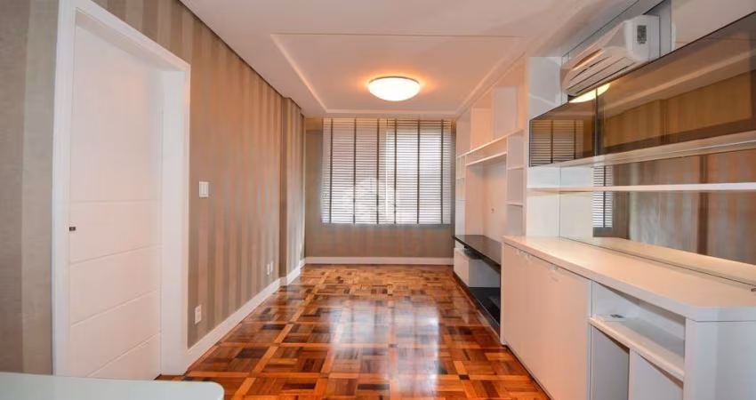 APARTAMENTO COM 3 QUARTOS E 1 VAGA DE GARAGEM NO BAIRRO CENTRO EM FLORIANÓPOLIS/SC