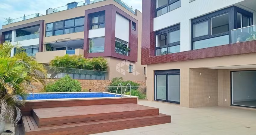 Apartamento nos altos da Maracá com 3 suítes, 4 vagas e piscina privativa.