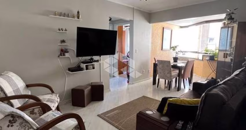 Apartamento de 02 dormitórios com sacada e churrasqueira no Bairro Cristal