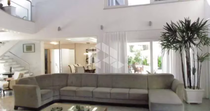 Linda casa no Condomínio dos Montes no Bairro Nonoai