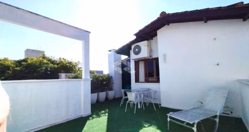 Cobertura 2 dormitórios próxima a PUC
