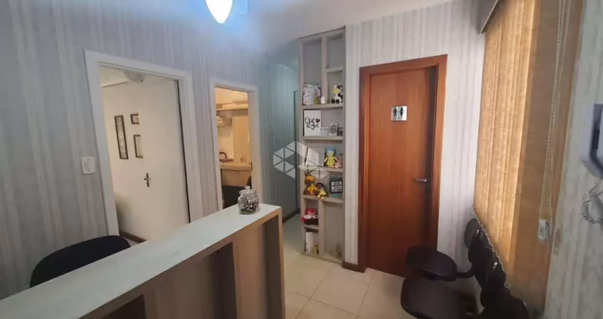 Sala comercial com 27,88m² com vaga no bairro menino deus