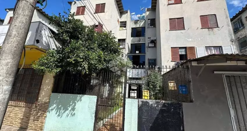 Apartamento com 02 dormitórios no bairro maria regina/alvorada.