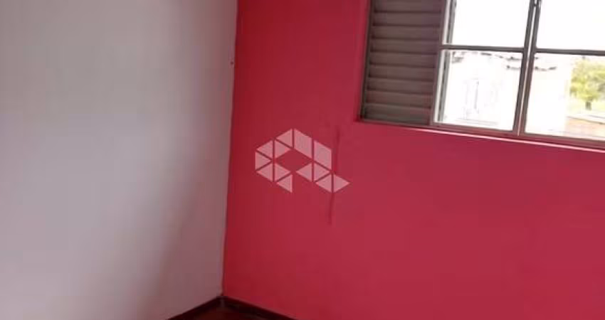 Apartamento de 01 dormitório no Bairro Rubem Berta.