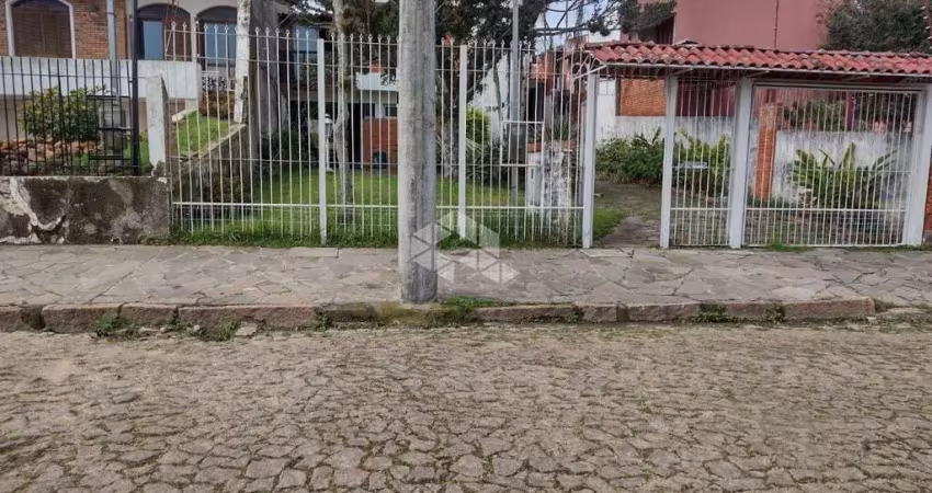 Terreno com casa Bairro Guarujá, Porto Alegre