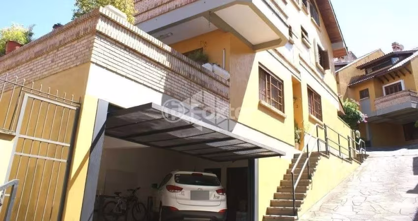 Casa em Condomínio 3 dorms à venda Rua Edgar Luíz Schneider, Jardim Isabel - Porto Alegre