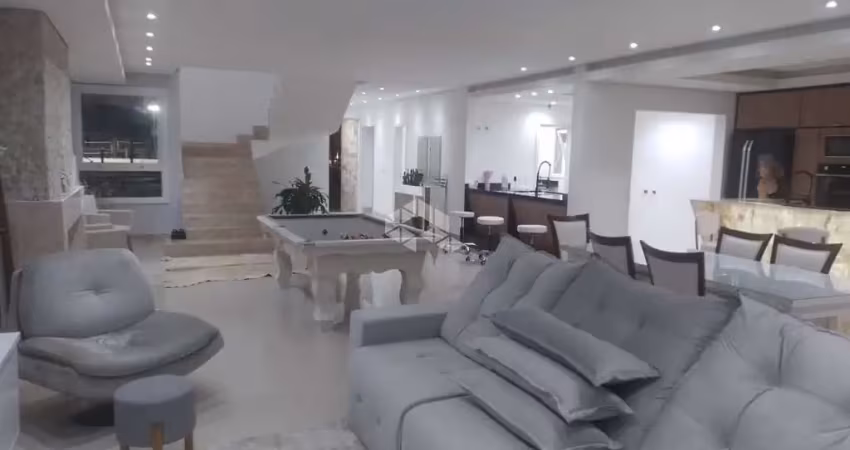 Casa em condominio com 3 dormitório(s), 264 m² no bairro terraville em porto alegre