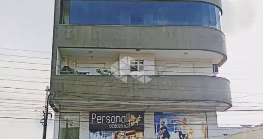 Apartamento de143m com 3 quartos e uma suíte com banheira 2 vagas de garagem  no santa lucia, com ampla sacada e vaga de garagem para 3 carros