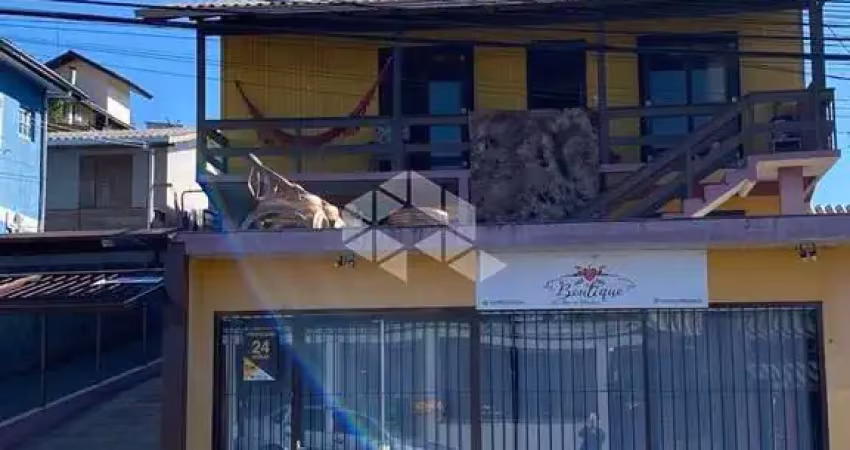 Casa no bairro jardim iracema ,semi mobiliado com 2 pavimentos 3 quartos na parte superior e mais 1 quarto no pavimento de baixo com um total de 303m.