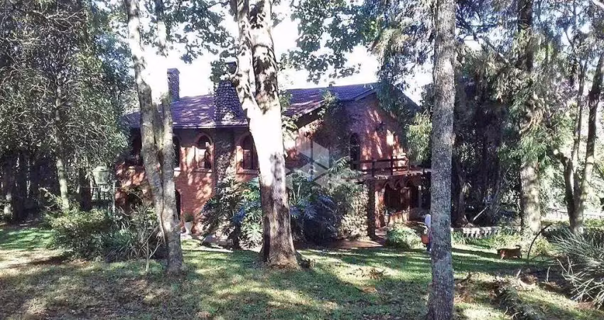 Casa com 5 quartos à venda na Avenida Rio Branco, 723, Ana Rech, Caxias do Sul