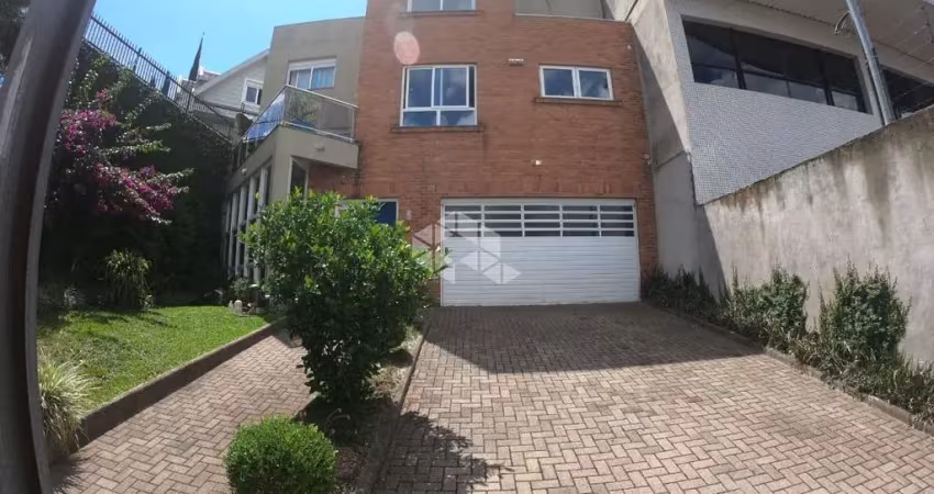 Rbr vende - excelente casa mobiliada, com 3 dormitórios no altos do seminário.