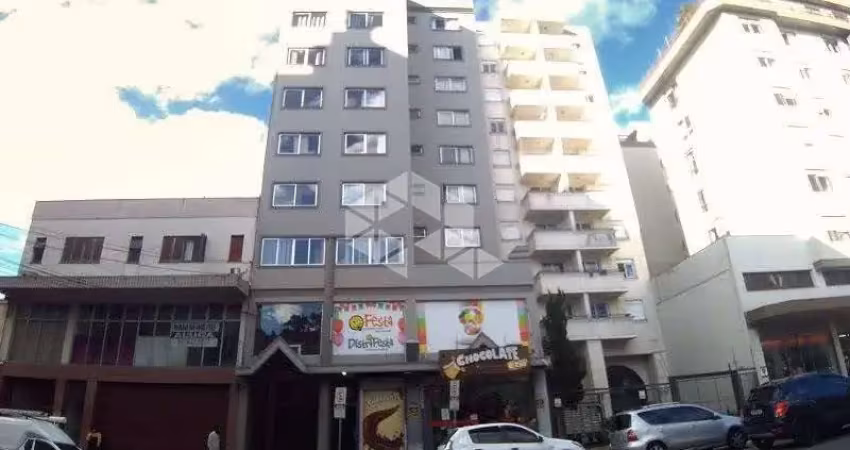 Apartamento no centro bairro são pelegrino com 2 quartos ,sala cozinha  um terraço bem espaçoso.