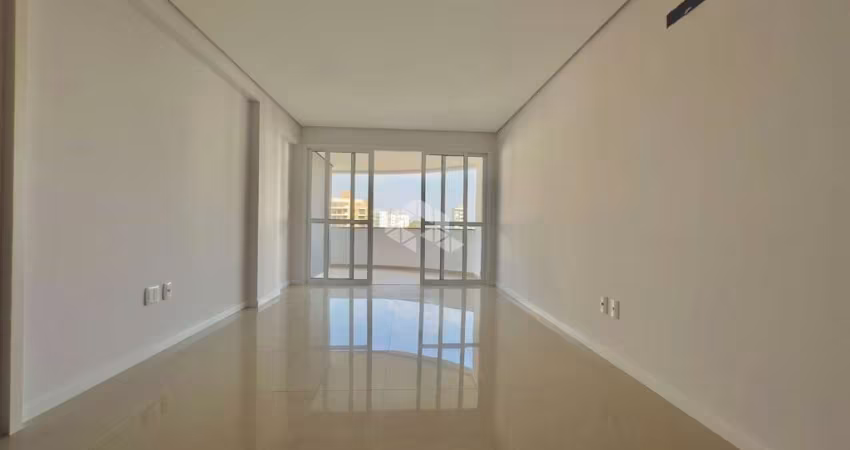 Apartamento de 03 dormitórios à venda no Bairro Panazzolo, Caxias  do Sul