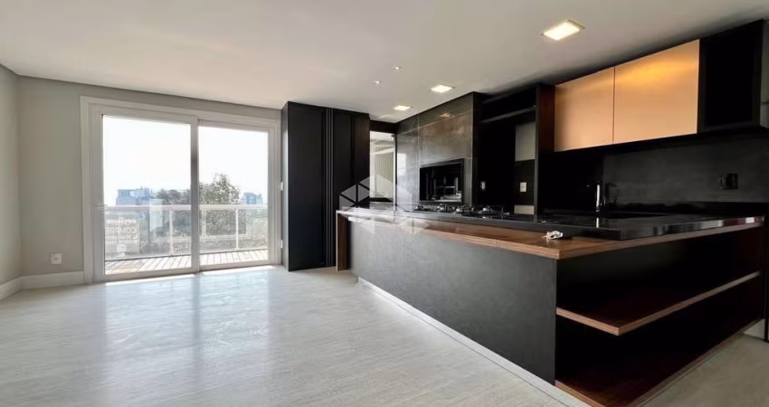 Apartamento a venda com 3 dormitórios, uma suite e 97 m² privativos.