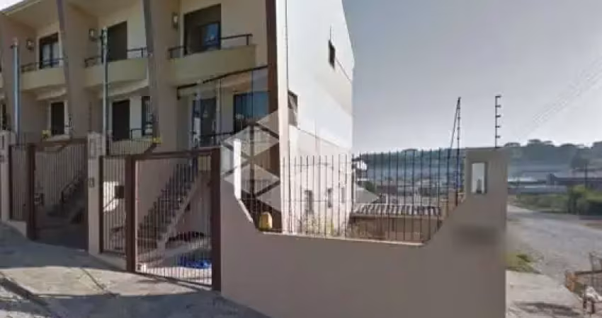 Sobrado com 4 dormitórios, com 122,07m² ,semi mobiliado, garagem para 2 carros no bairro diamantino.