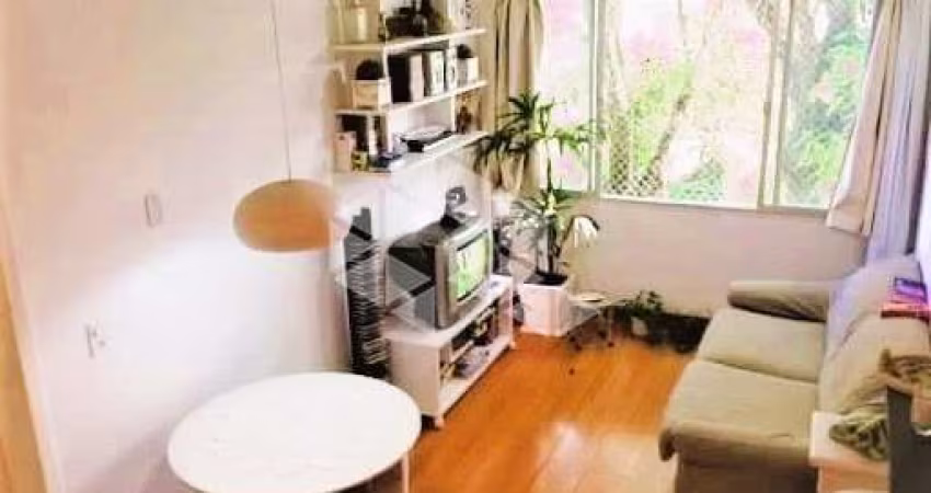 Apartamento de 1 dormitório e uma vaga no bairro Ipanema.