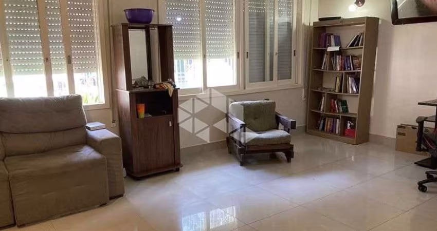 APARTAMENTO COM 3 DORMITÓRIOS, 1 SUÍTE  E 02 VAGAS COM 123M² NO MENINO DEUS!