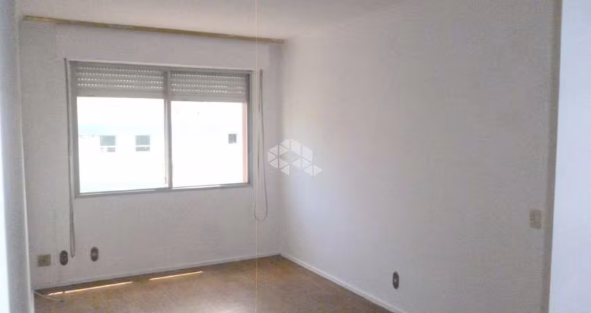 CR Living vende 1 dormitório com garagem, perto da orla