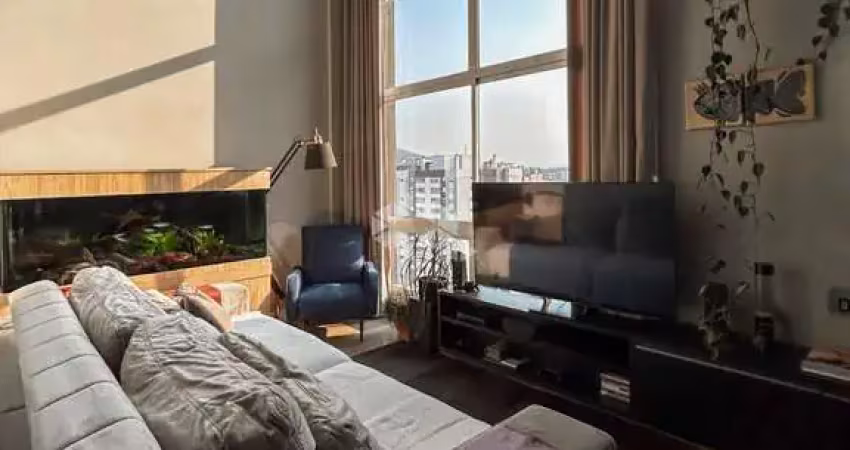 Apartamento de 1 dormitório  duplex com 1 vaga de garagem no bairro central parque