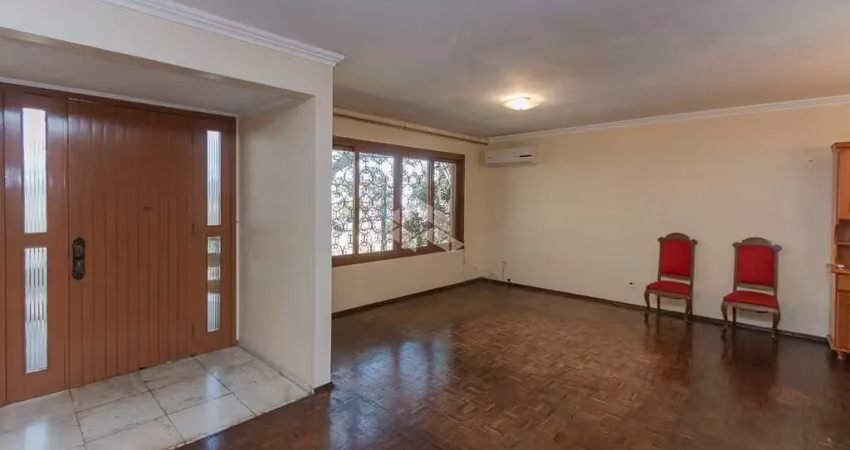 Casa à venda com 5 dormitórios/quartos, 4 vagas/box no bairro boa vista em porto alegre/rs