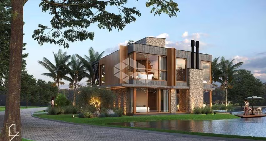 Casa Sobrado MOBILIADA E DECORADA a BEIRA LAGO de 4 Suítes/Quartos 2 Vagas cobertas com Piscina e Deck no Amare Home Resort