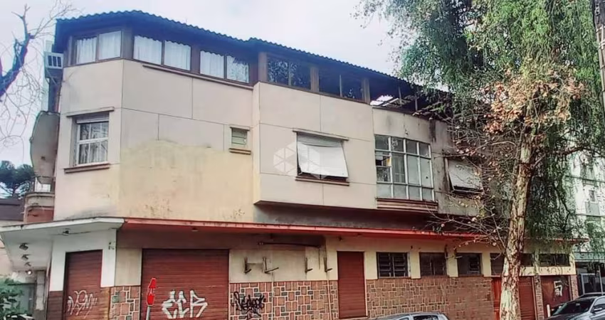 Terreno com depósito à venda no Bairro Higienópolis em Porto Alegre/RS
