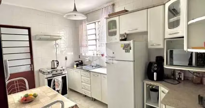Apartamento central dois dormitórios com suíte em santa maria