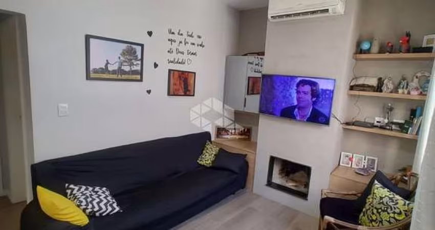 Casa de Alvenaria com dois Dormitórios no Bairro Menino Deus