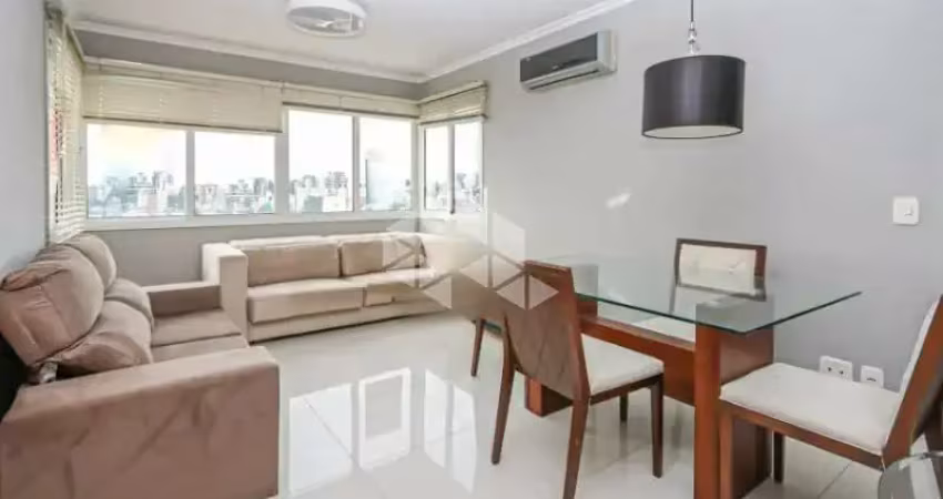 Apartamento com 72m² e 2 dormitórios, 1 suíte, 2 vagas no bairro mont serrat