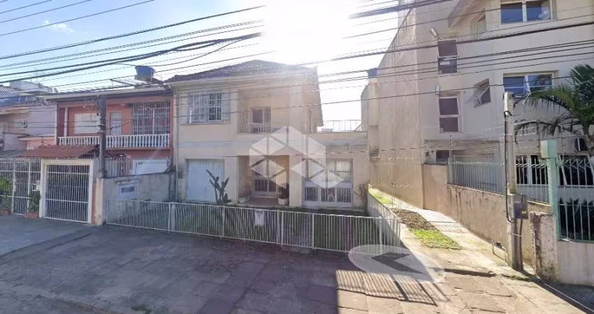 Casa de Alvenaria Antiga na região do BEIRA RIO