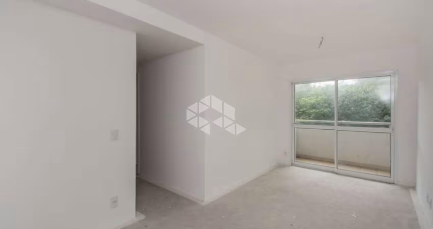 Apartamento Decorado Semi mobiliado, 03 dormitórios, transformado em 02 com 02 vagas de garagem, Porto Alegre.