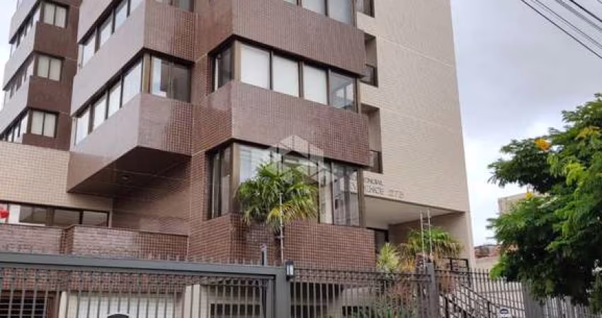 Apartamento 03 Quartos com 01 Suíte, Churrasqueira, 02 vagas - Porto Alegre