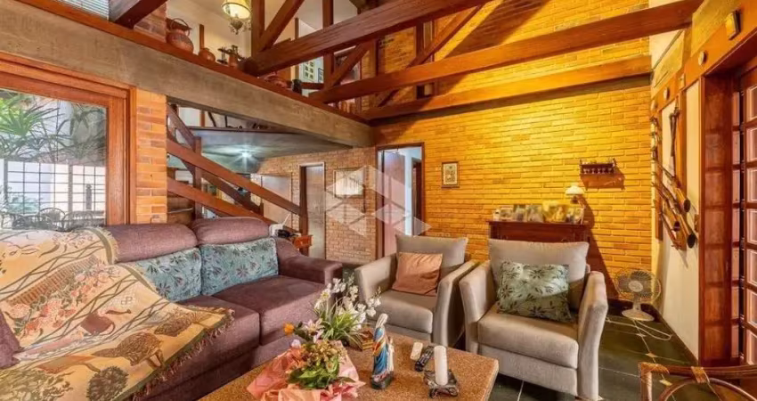 Casa alto padrão no chácara das pedras - 4 dorms, suíte, 4 vagas e piscina.