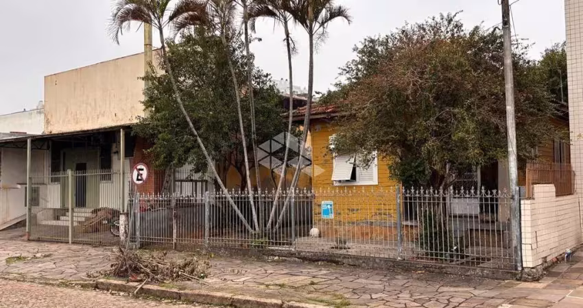 Terreno à venda na Rua João de Magalhães, 63, Passo da Areia, Porto Alegre