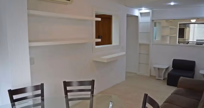 Apartamento 2 dormitórios com vaga de garagem no menino deus