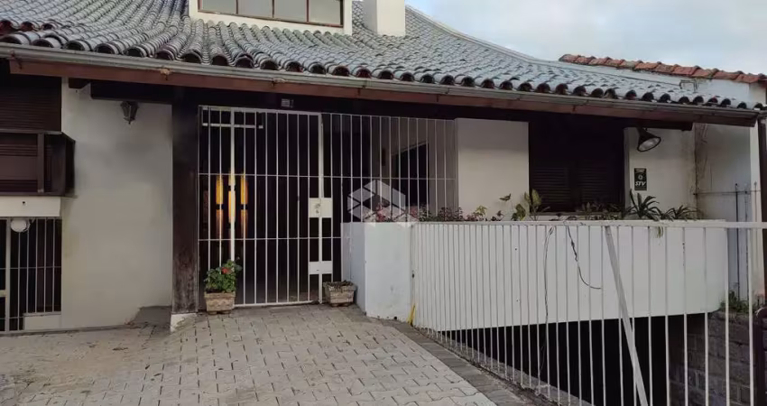 Casa com 4 quartos à venda na Avenida Engenheiro Alfredo Correa Daudt, 290, Boa Vista, Porto Alegre