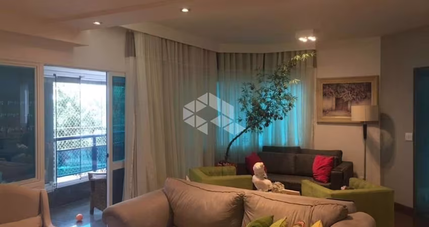 Apartamento com 4 dormitórios á venda - Mooca.