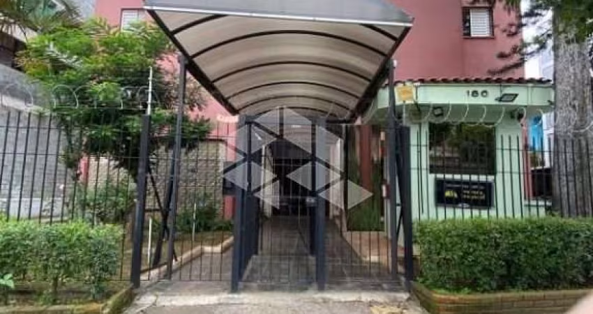 Apartamento com 2 dormitórios à venda, 27 m2 por R$ 330.000,00 - Itaquera.